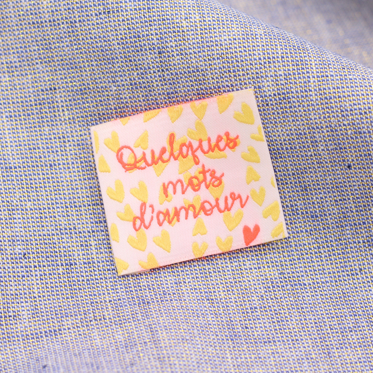 Etiquette tissée - Quelques mots d'amour fluo Etiquettes à coudre Sélection Gaspard & Léonie | Gaspard et Léonie Tissus en ligne et Mercerie à Toulouse