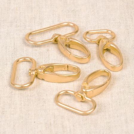 Mousqueton métallique Or doré 40mm (Vendu à l'unité) Mercerie L'atelier de Gaspard et Léonie | Gaspard et Léonie Tissus en ligne et Mercerie à Toulouse