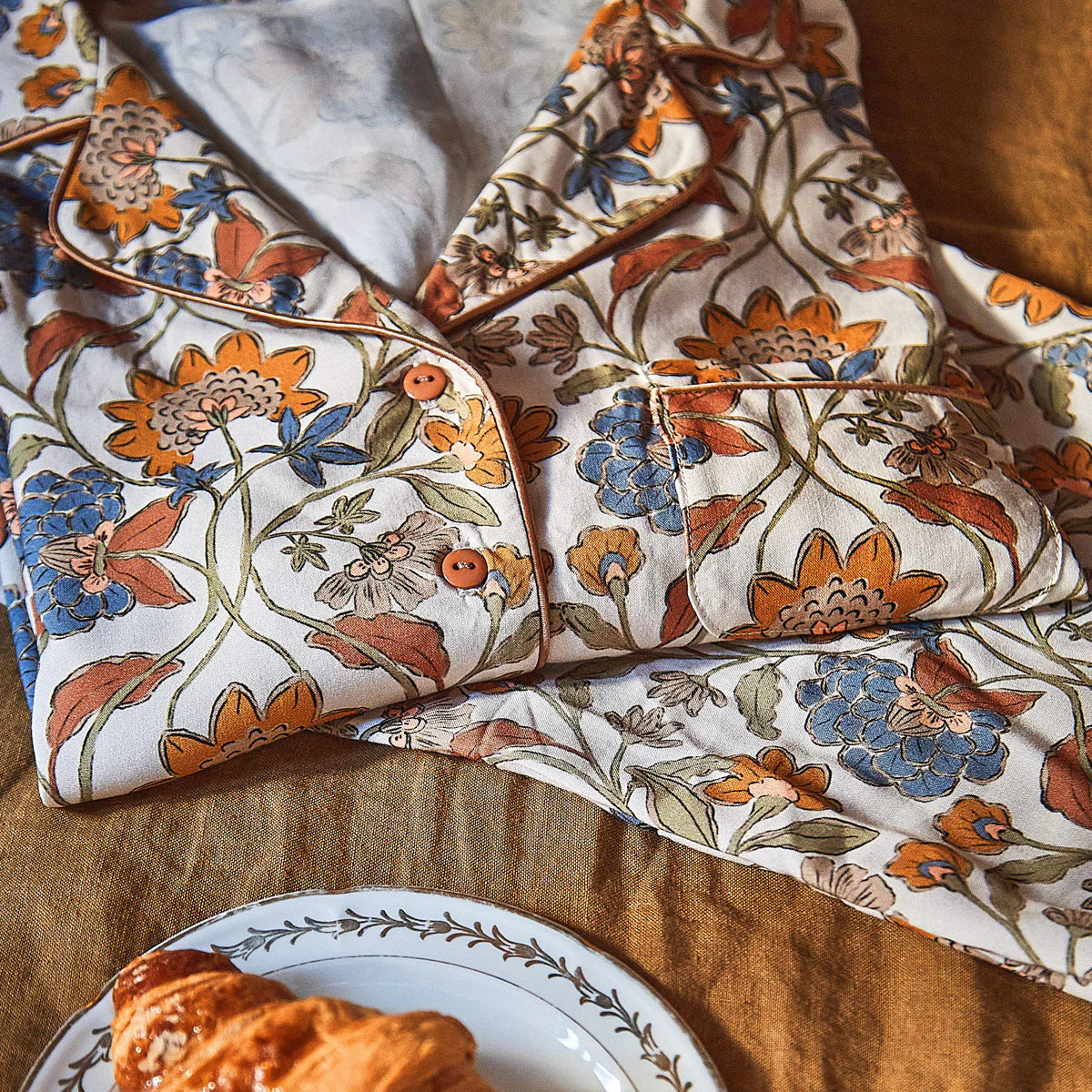 Pyjama BUDAPEST - Patron de couture pochette - IKATEE Patron de couture Ikatee | Gaspard et Léonie Tissus en ligne et Mercerie à Toulouse