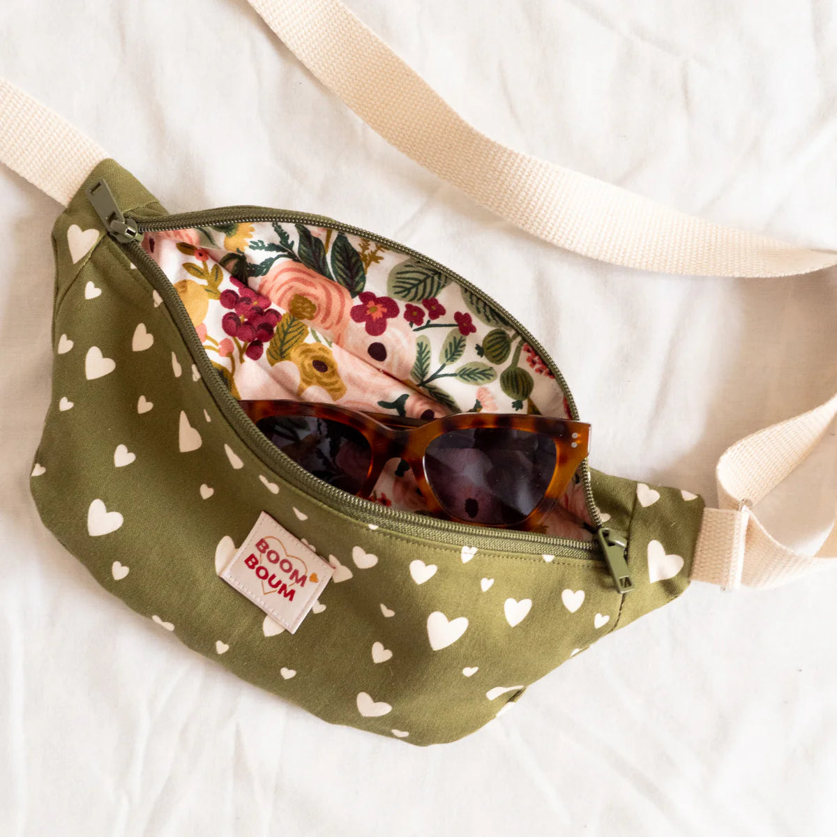 Sac Banane IKABANANA - Patron de couture pochette - IKATEE Patron de couture Ikatee | Gaspard et Léonie Tissus en ligne et Mercerie à Toulouse