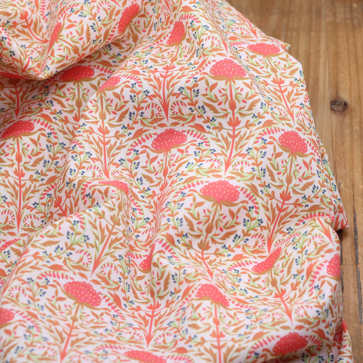 Tissu batiste de coton -DELHI - Corail/Vert (vendu x10cm) Tissus Sélection Gaspard & Léonie | Gaspard et Léonie Tissus en ligne et Mercerie à Toulouse
