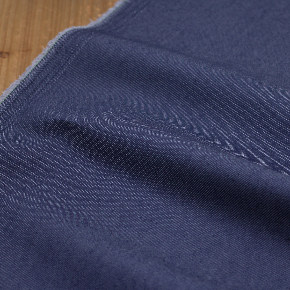 Tissu coton denim Stretch 9 Oz - Gris bleu brut (Vendu x10cm) Tissus Sélection Gaspard & Léonie | Gaspard et Léonie Tissus en ligne et Mercerie à Toulouse