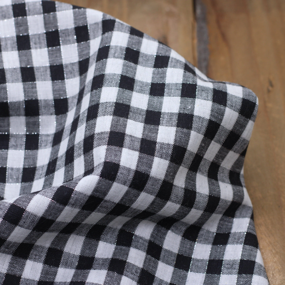 Tissu coton VICHY - Noir/Argenté (Vendu x10cm) Tissus Sélection Gaspard & Léonie | Gaspard et Léonie Tissus en ligne et Mercerie à Toulouse