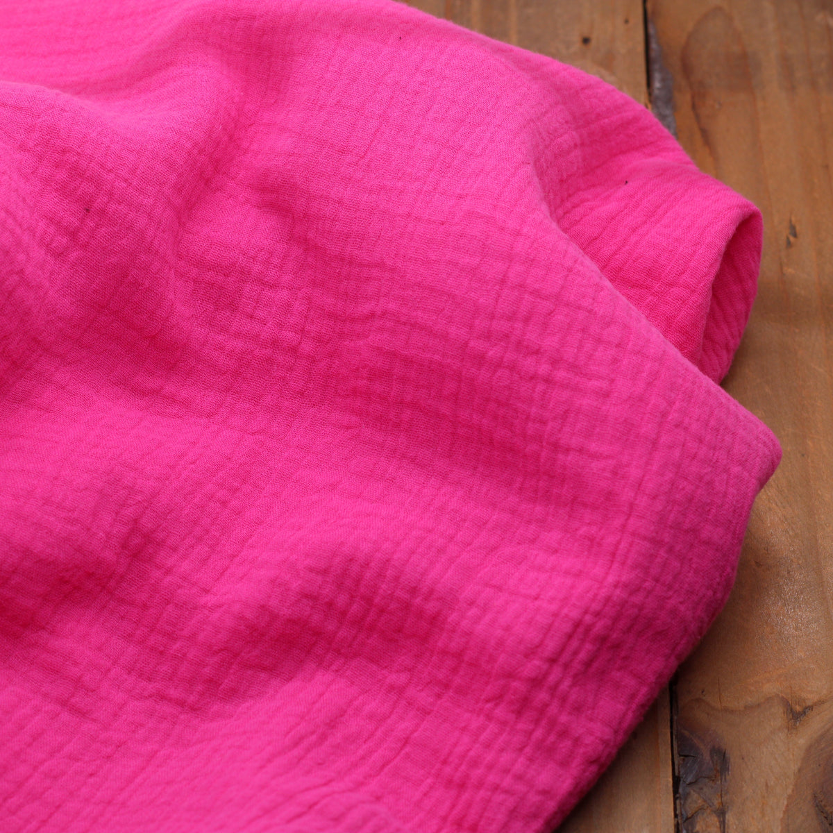 Tissu Double gaze de coton BIO - Rose Fuchsia (Vendu x10cm) Tissus Sélection Gaspard & Léonie | Gaspard et Léonie Tissus en ligne et Mercerie à Toulouse