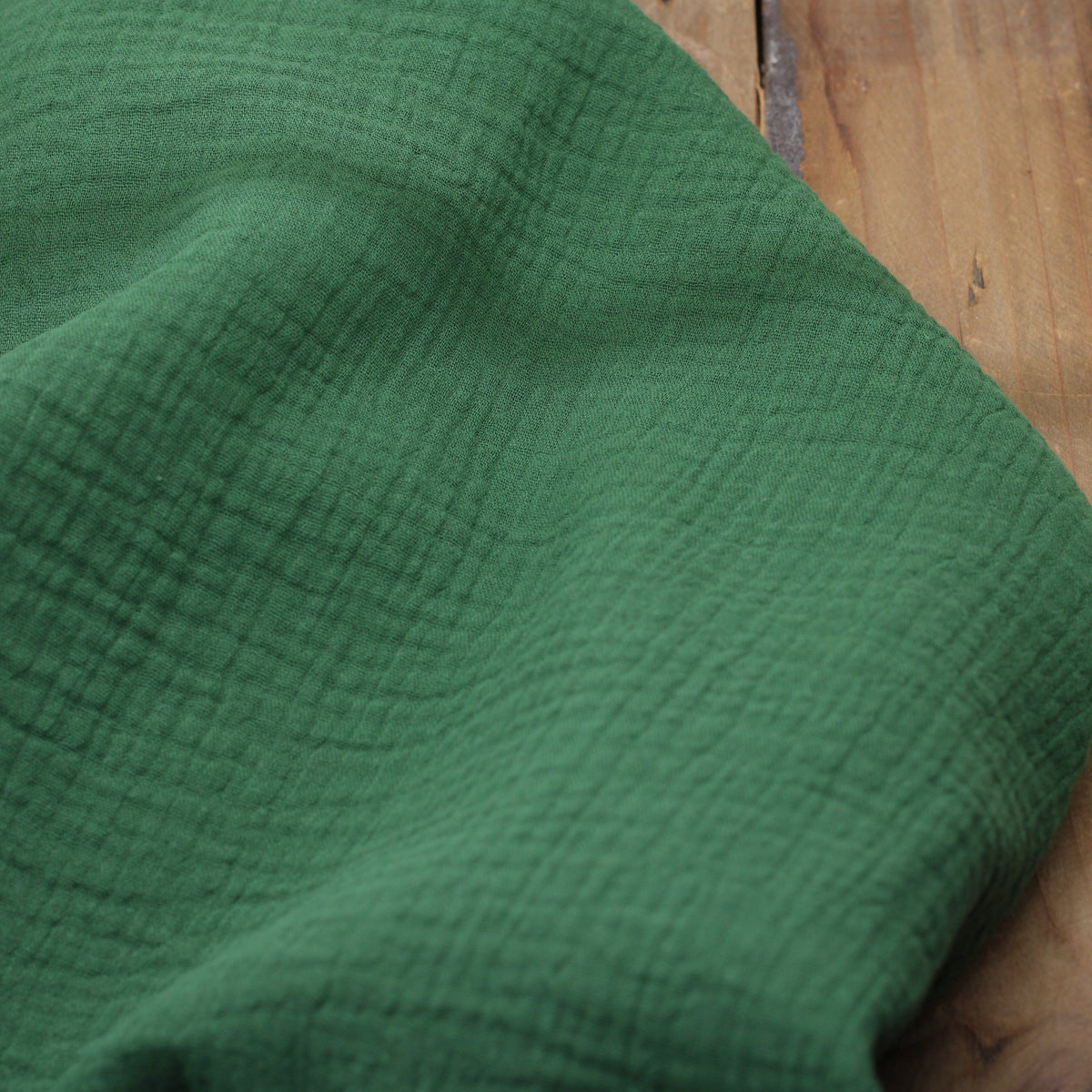 Tissu Double gaze de coton BIO - Vert mousse (Vendu x10cm) Tissus Sélection Gaspard & Léonie | Gaspard et Léonie Tissus en ligne et Mercerie à Toulouse
