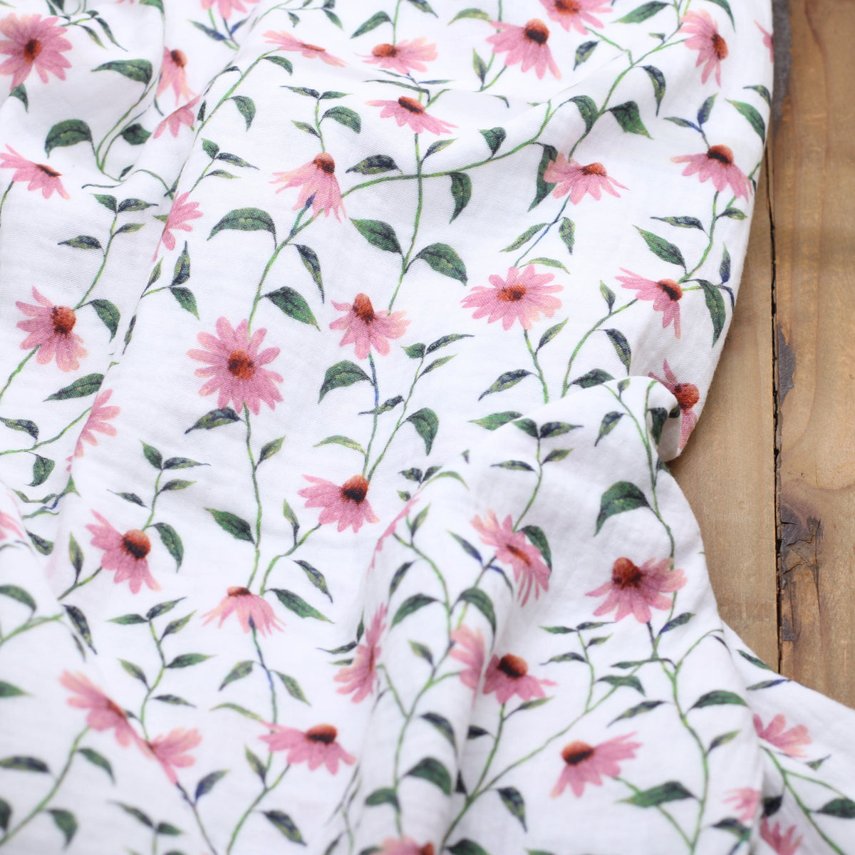 Tissu double Gaze de coton - PINK FLOWERS - Blanc POPPY DESIGNED (Vendu x10cm) Tissus POPPY Designed For You | Gaspard et Léonie Tissus en ligne et Mercerie à Toulouse
