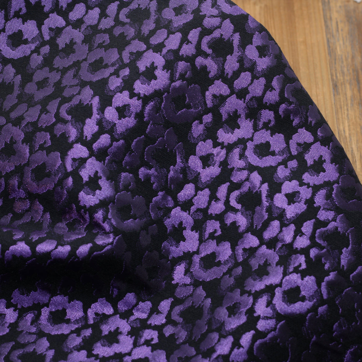 Tissu Jacquard Lurex LEO - Violet/Noir (Vendu x10cm) Tissus Sélection Gaspard & Léonie | Gaspard et Léonie Tissus en ligne et Mercerie à Toulouse