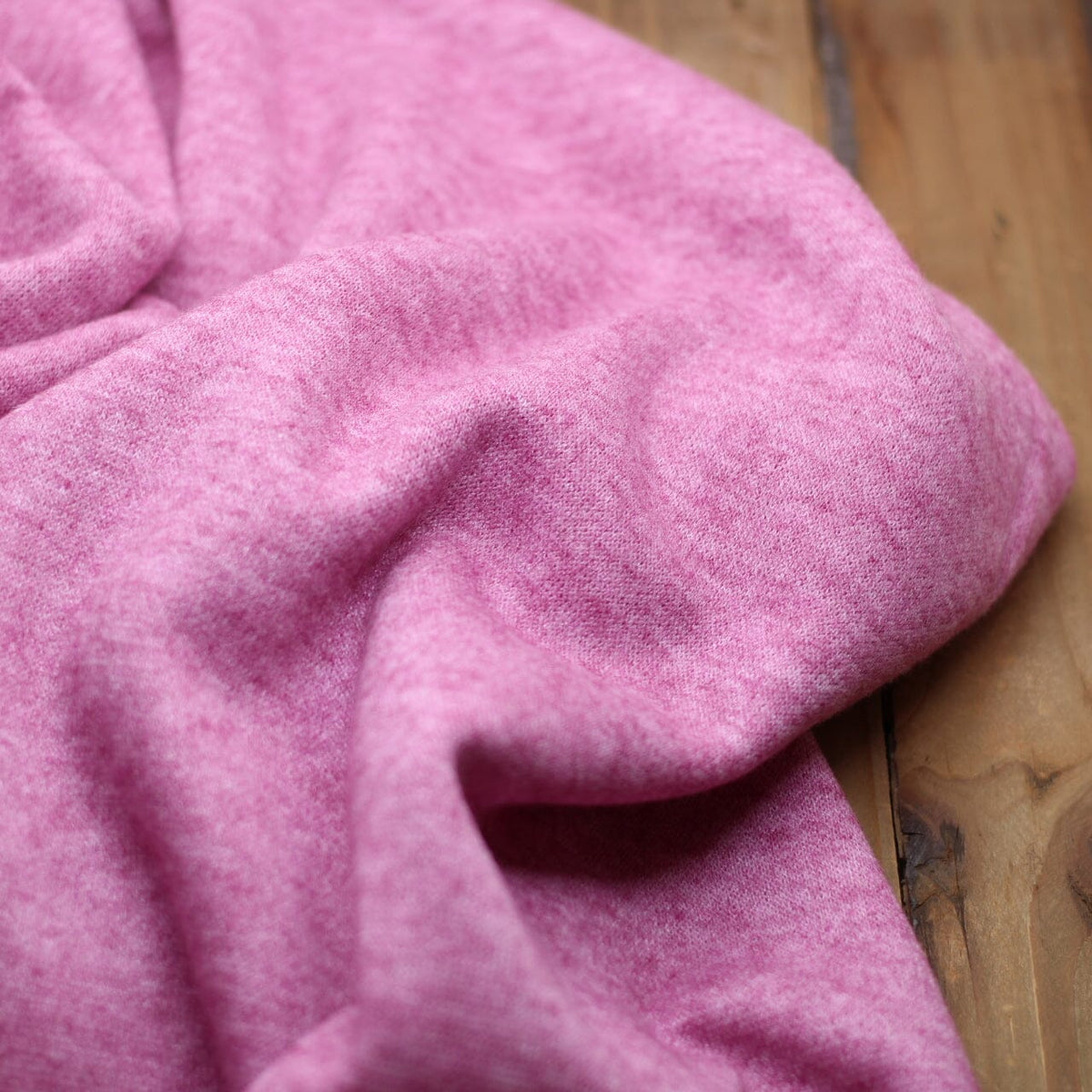 Tissu Maille Viscose tricot - Rose Chiné (Vendu x10cm) Tissus Sélection Gaspard & Léonie | Gaspard et Léonie Tissus en ligne et Mercerie à Toulouse