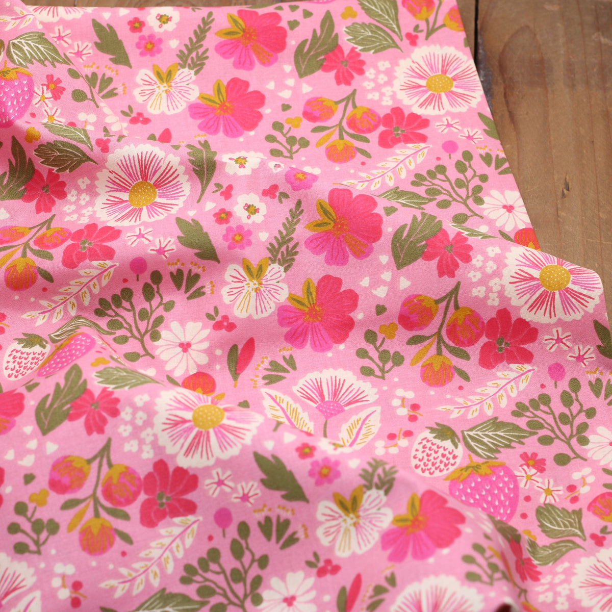Tissu popeline de coton - OSTAC - Rose (vendu x10cm) Tissus DOMOTEX | Gaspard et Léonie Tissus en ligne et Mercerie à Toulouse