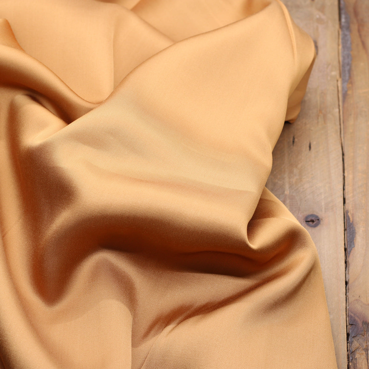 Tissu satin de viscose - Caramel (Vendu x10cm) Tissus Sélection Gaspard & Léonie | Gaspard et Léonie Tissus en ligne et Mercerie à Toulouse