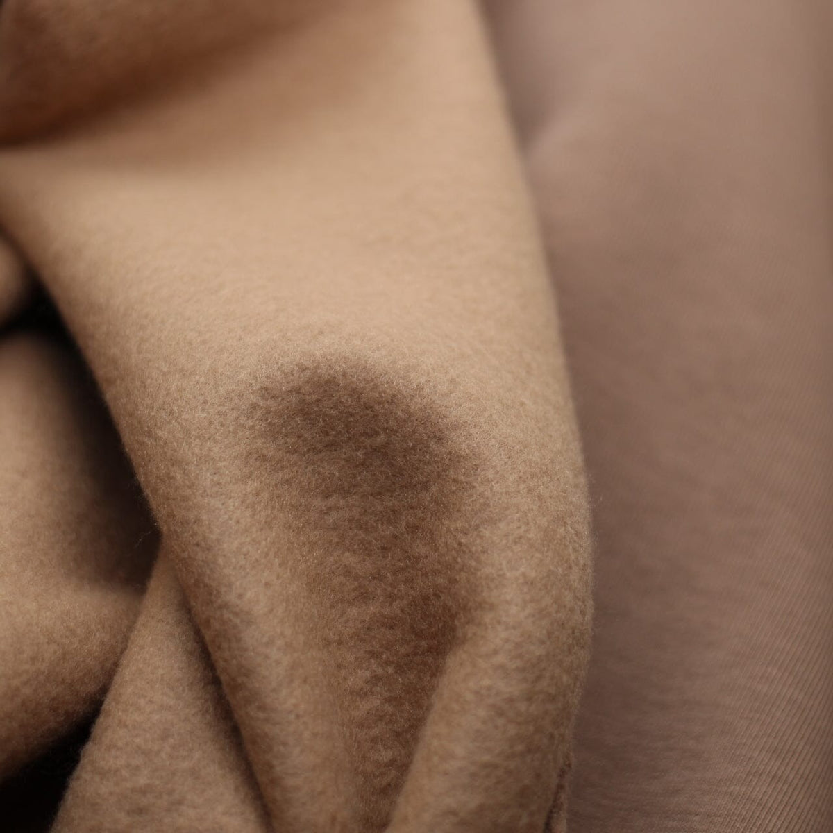 Tissu Sweat / Jogging - Chocolat clair (Vendu x10cm) Tissus Sélection Gaspard & Léonie | Gaspard et Léonie Tissus en ligne et Mercerie à Toulouse