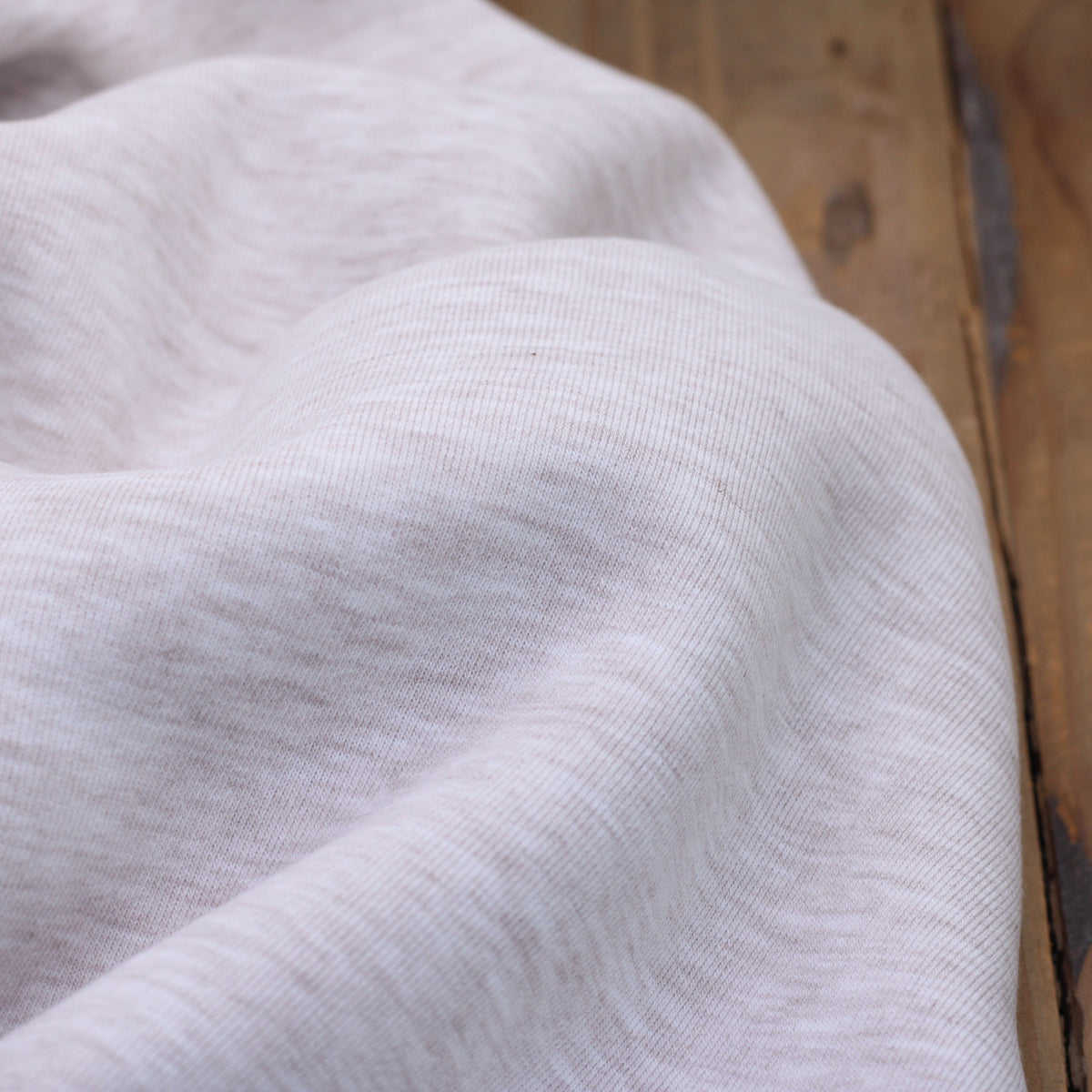 Tissu Sweat / Jogging - Ecru chiné taupe (Vendu x10cm) Tissus Sélection Gaspard & Léonie | Gaspard et Léonie Tissus en ligne et Mercerie à Toulouse