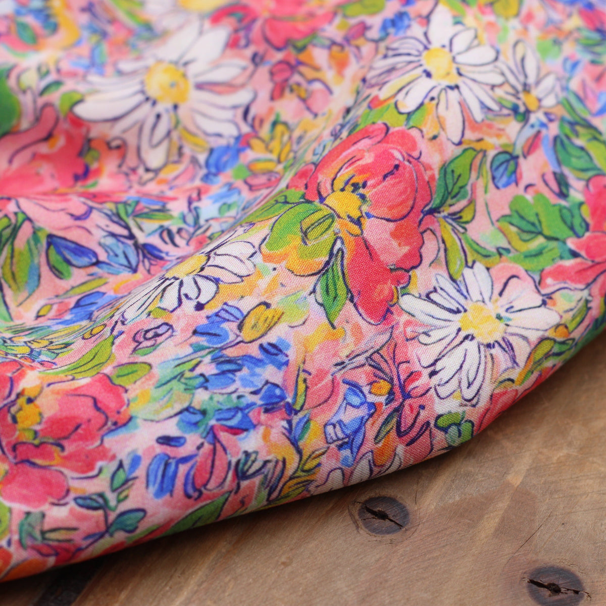 Tissu Viscose Fleuri - Rose (vendu x10cm) Tissus Sélection Gaspard & Léonie | Gaspard et Léonie Tissus en ligne et Mercerie à Toulouse