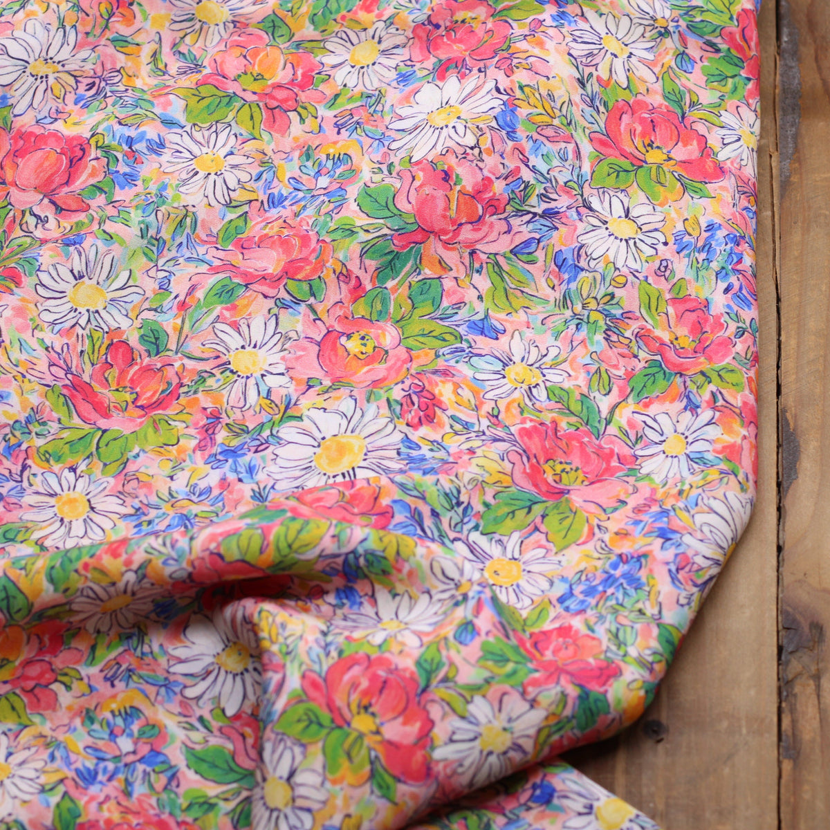 Tissu Viscose Fleuri - Rose (vendu x10cm) Tissus Sélection Gaspard & Léonie | Gaspard et Léonie Tissus en ligne et Mercerie à Toulouse