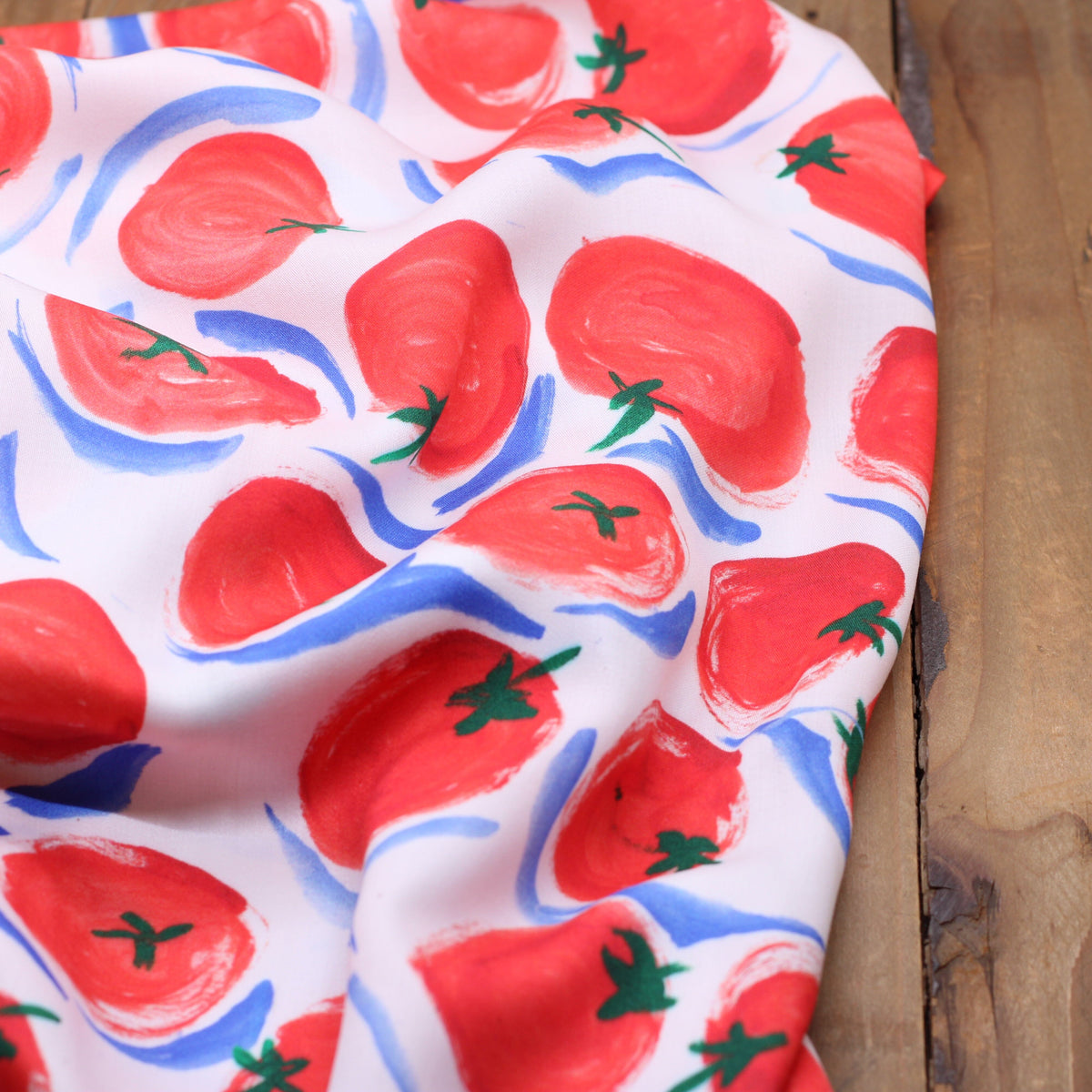Tissu Viscose - RED TOMATES- Blanc (vendu x10cm) (Copie) Tissus Sélection Gaspard & Léonie | Gaspard et Léonie Tissus en ligne et Mercerie à Toulouse