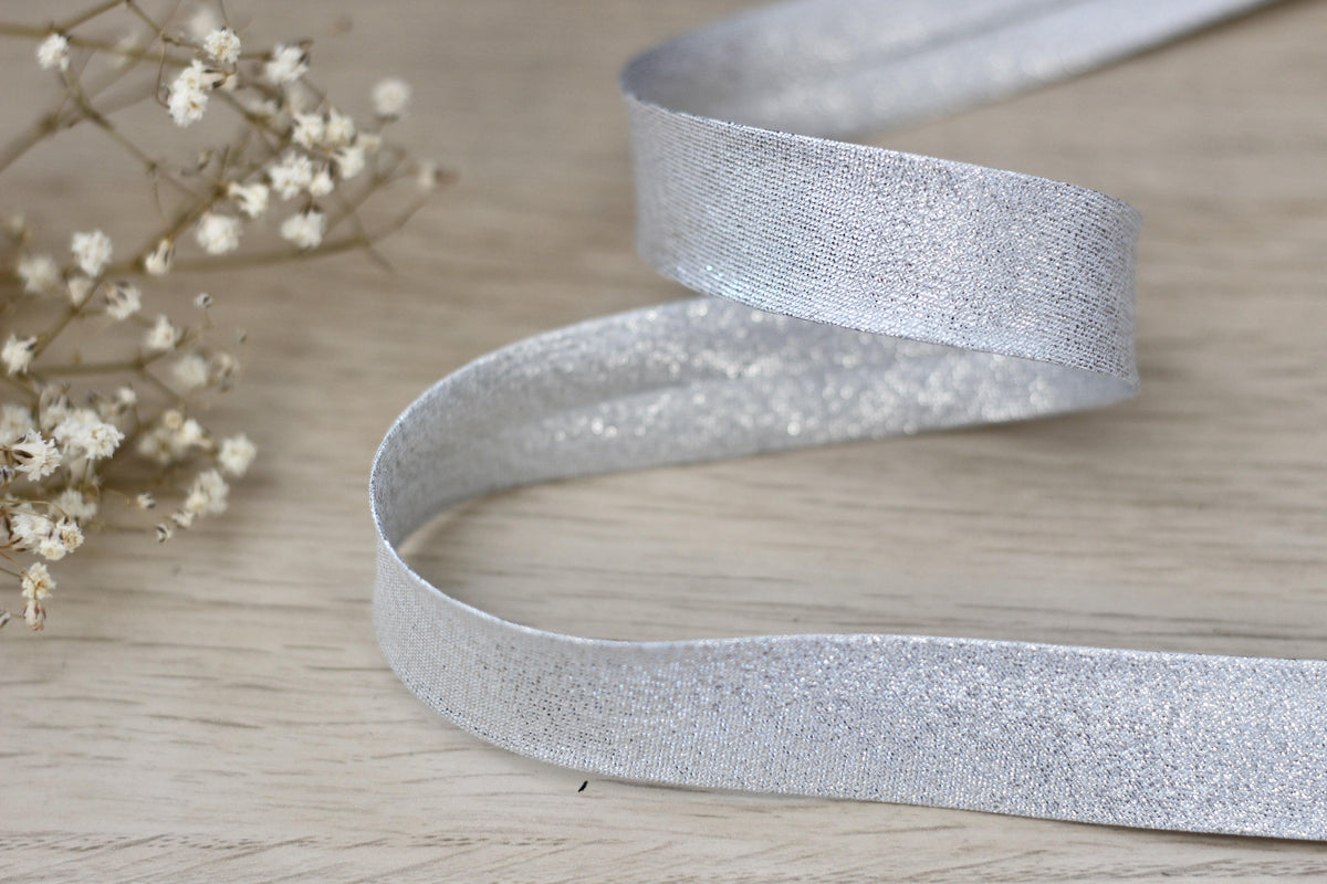 Biais Lurex argenté 20mm Col:402 - L'atelier de Gaspard et Léonie
