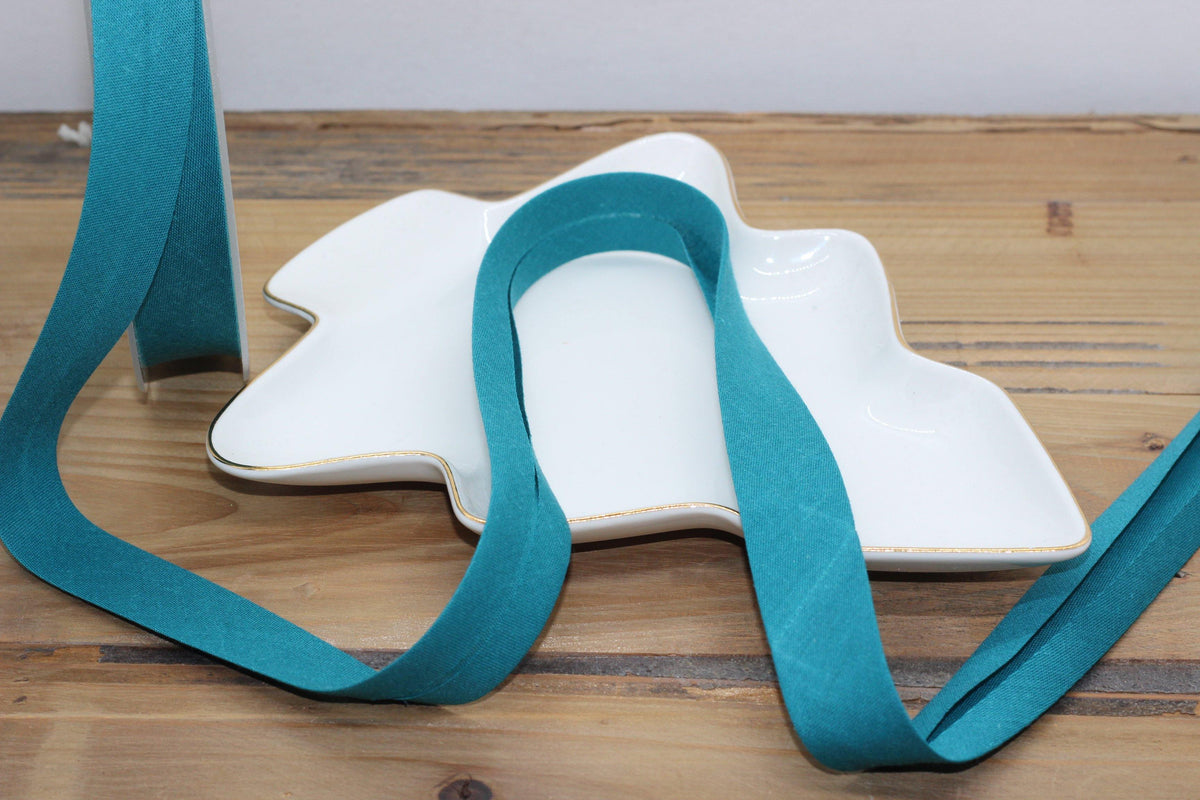 Biais Polycoton uni COL:59 20mm VERT(Vendu x10cm) - L'atelier de Gaspard et Léonie