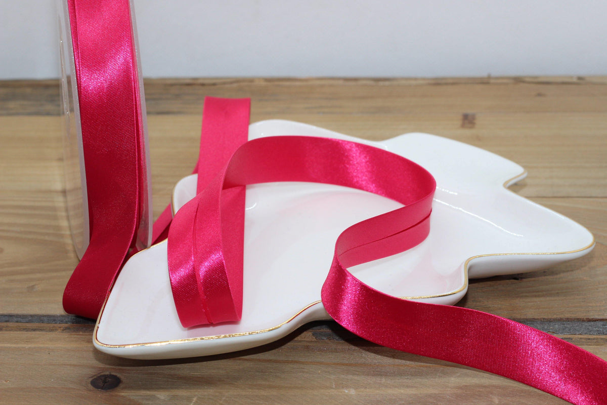 Biais Satin uni COL:8806 18mm Framboise (Vendu x10cm) - L'atelier de Gaspard et Léonie