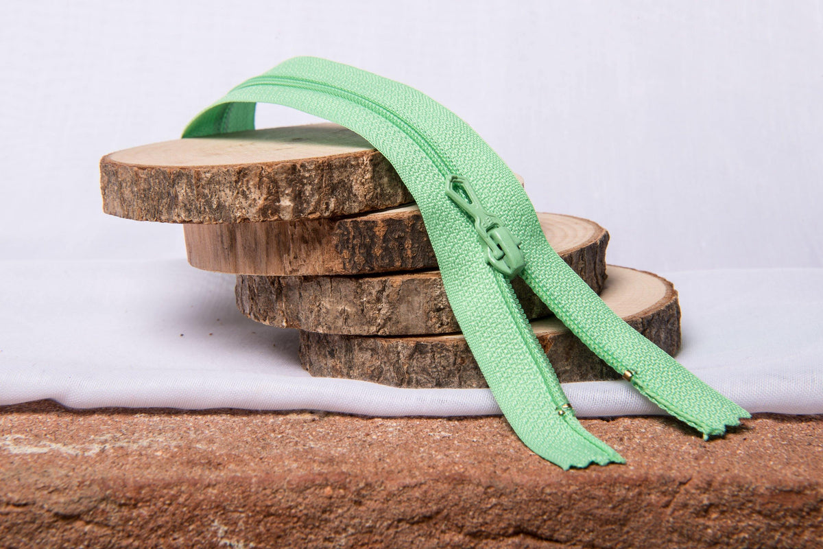 Fermeture Eclair Spirale Vert- Non Séparable Z51 712 - L'atelier de Gaspard et Léonie