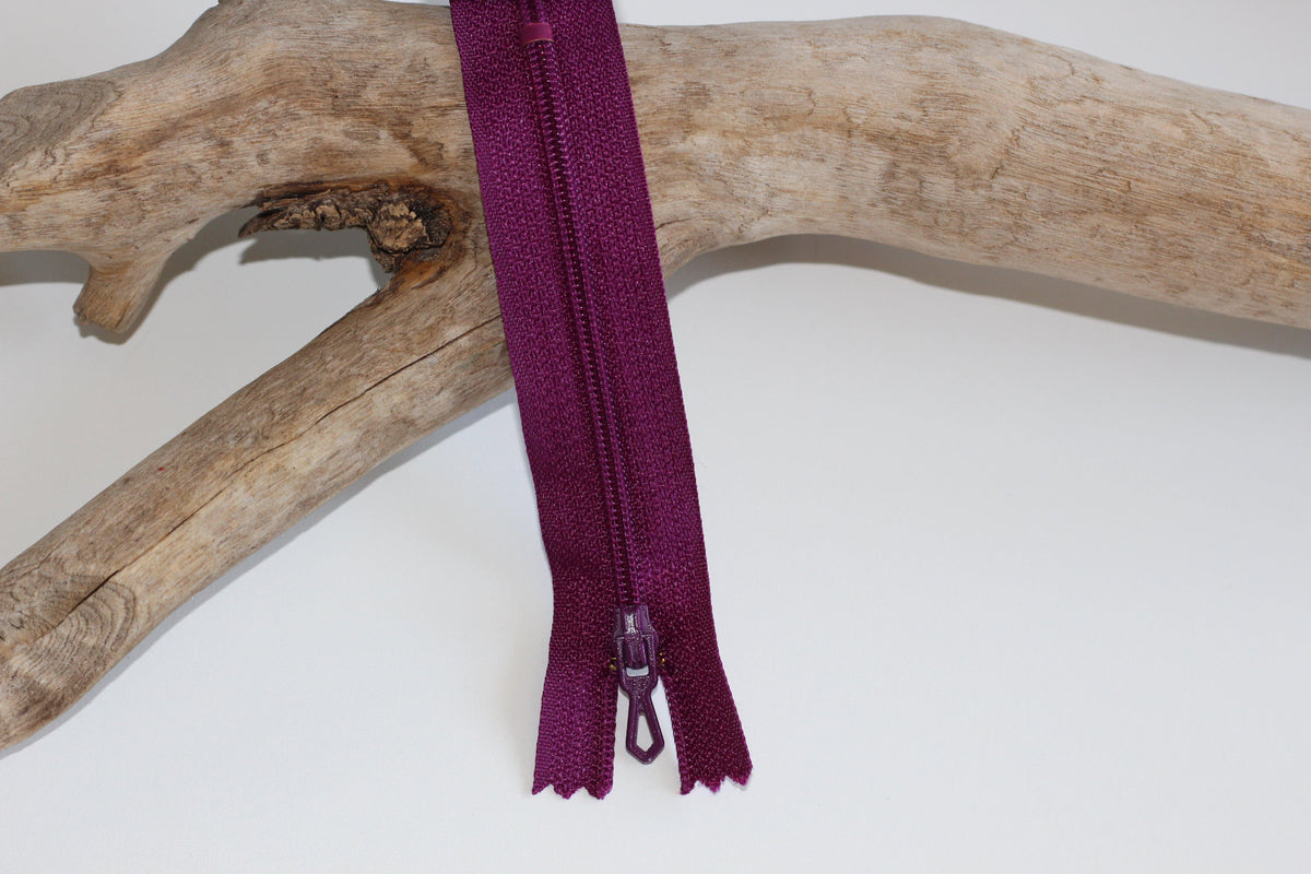 Fermeture Eclair Spirale Violet prune - Non Séparable Z51 859 - L'atelier de Gaspard et Léonie