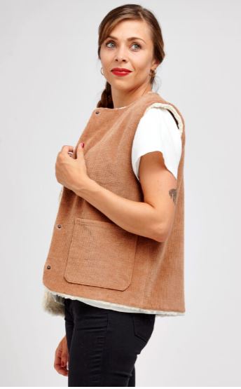 I AM HATHOR Veste sans manches - Patron de couture pochette Patron de couture I AM Patterns | Gaspard et Léonie Tissus en ligne et Mercerie à Toulouse