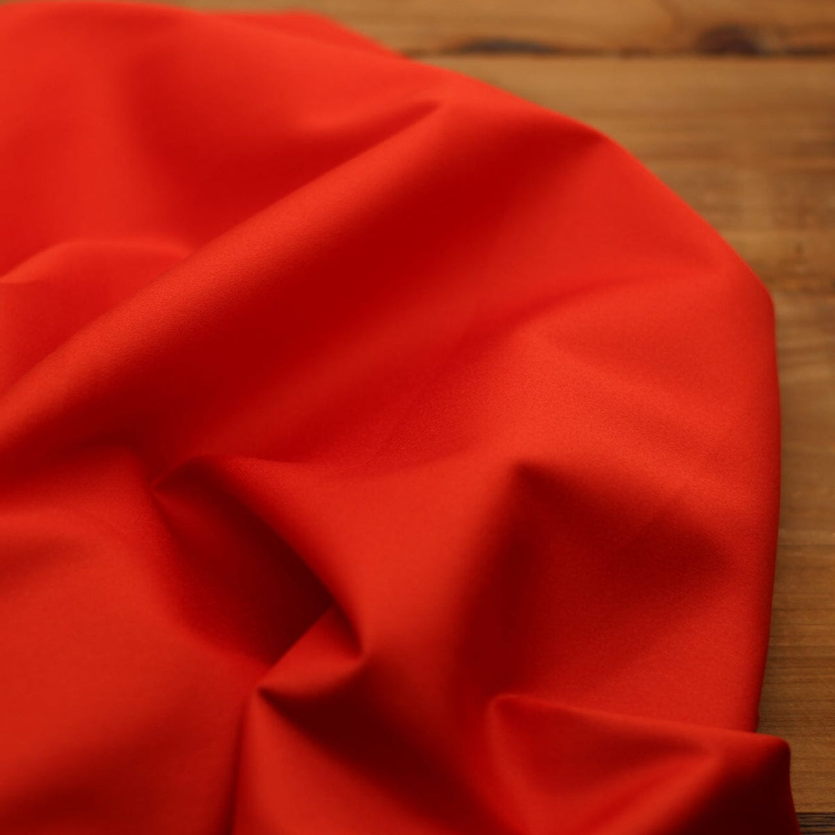 Tissu Gabardine de coton unie Stretch - Orange (Vendu par 10cm) Tissus Sélection Gaspard & Léonie | Gaspard et Léonie Tissus en ligne et Mercerie à Toulouse