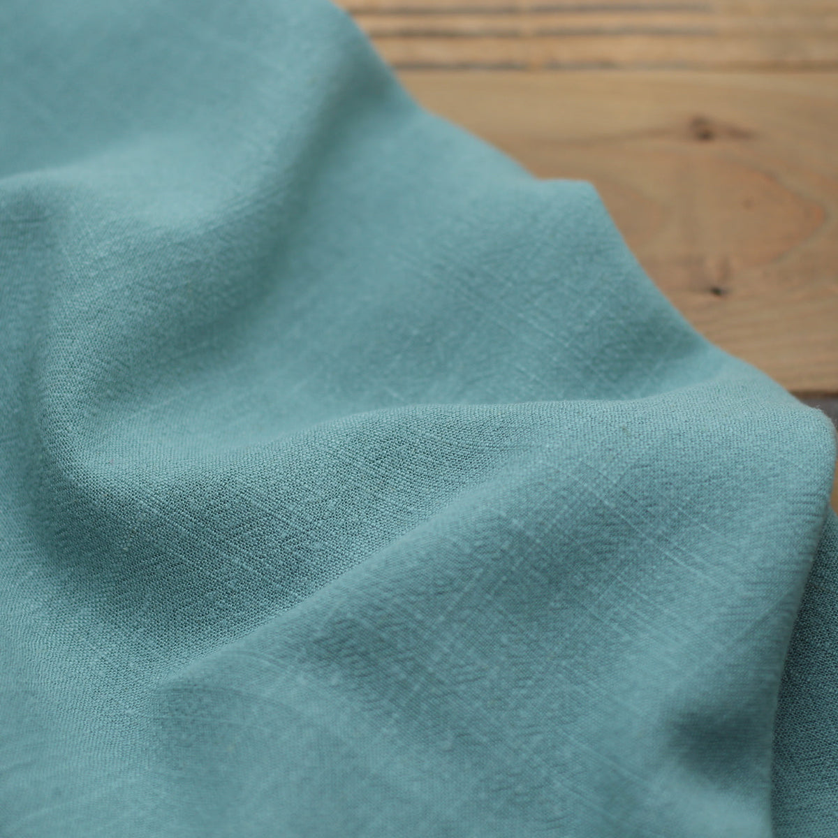 Tissu Lin Viscose Uni - Vert (Vendu x10cm) Tissus Sélection Gaspard & Léonie | Gaspard et Léonie Tissus en ligne et Mercerie à Toulouse