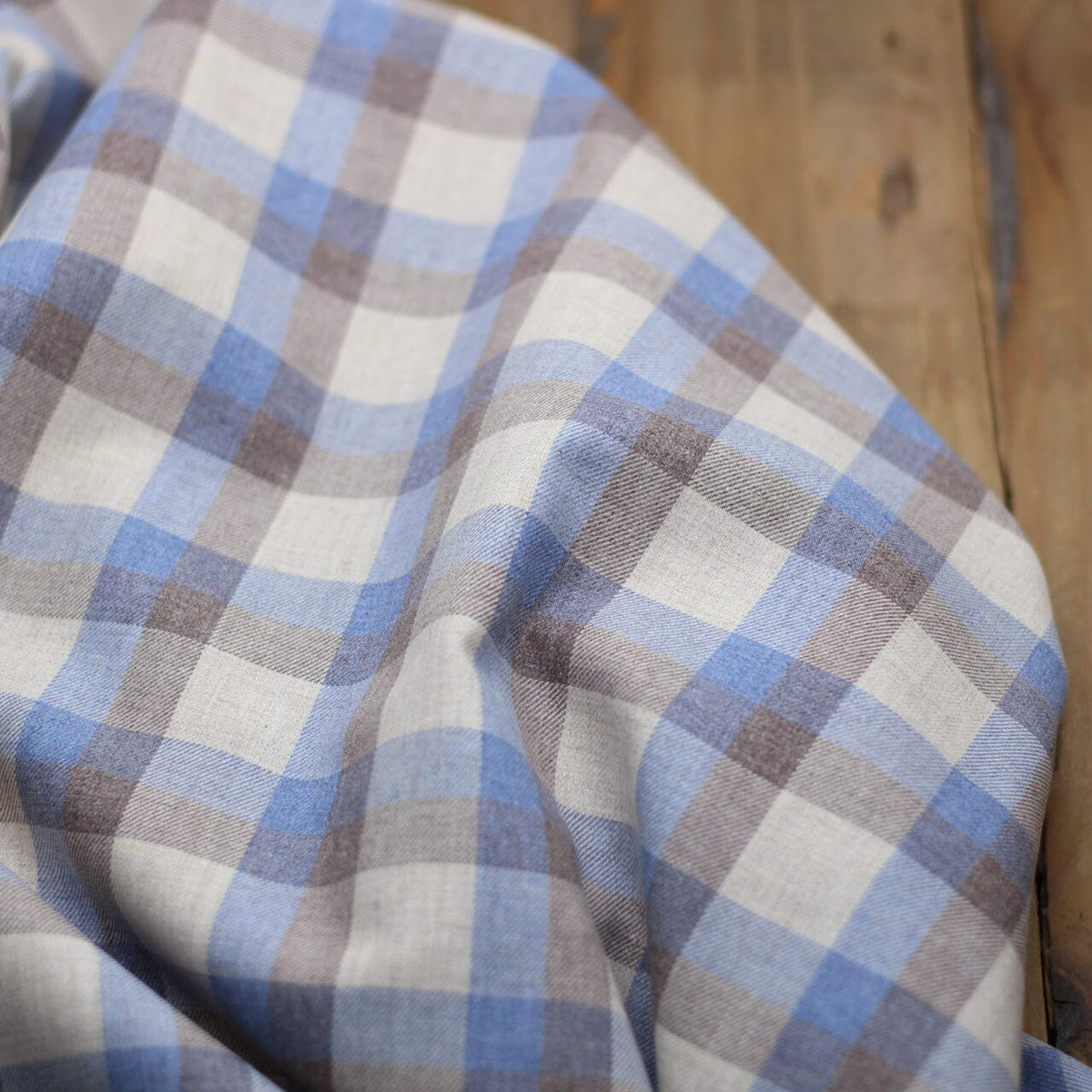 Tissu TARTAN Viyella - Jeans (Vendu x10cm) Tissus katia Fabrics | Gaspard et Léonie Tissus en ligne et Mercerie à Toulouse
