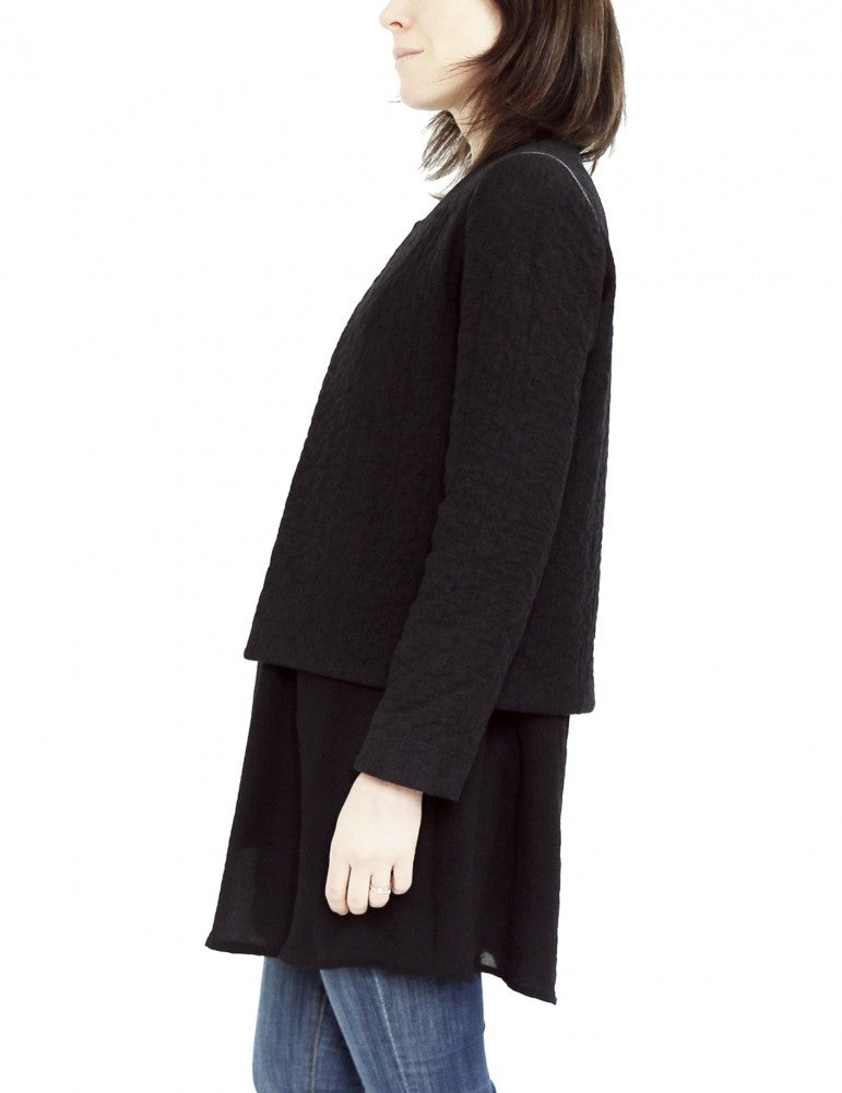 Veste femme CLAUDIE Patron de couture pochette - Atelier SCÄMMIT Patron de couture ATELIER SCÄMMIT | Gaspard et Léonie Tissus en ligne et Mercerie à Toulouse