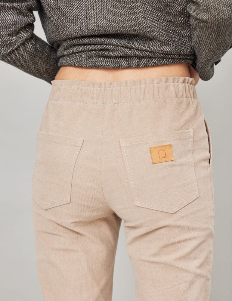 Pantalon femme EQUILIBRE Patron de couture pochette - Atelier SCÄMMIT Patron de couture ATELIER SCÄMMIT | Gaspard et Léonie Tissus en ligne et Mercerie à Toulouse