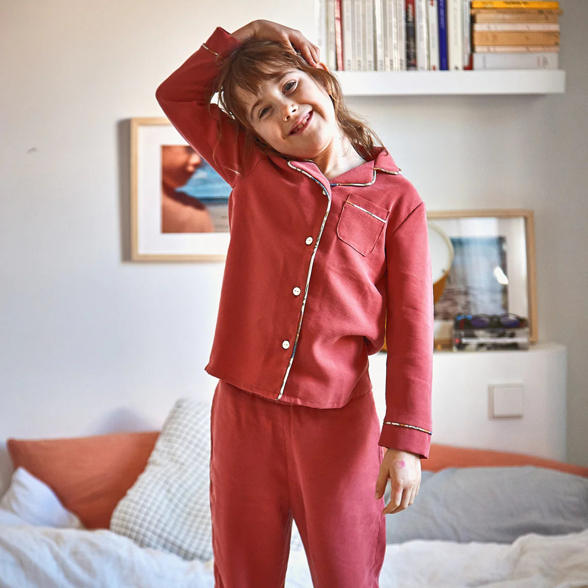 Pyjama BUDAPEST KIDS - Patron de couture pochette - IKATEE Patron de couture Ikatee | Gaspard et Léonie Tissus en ligne et Mercerie à Toulouse