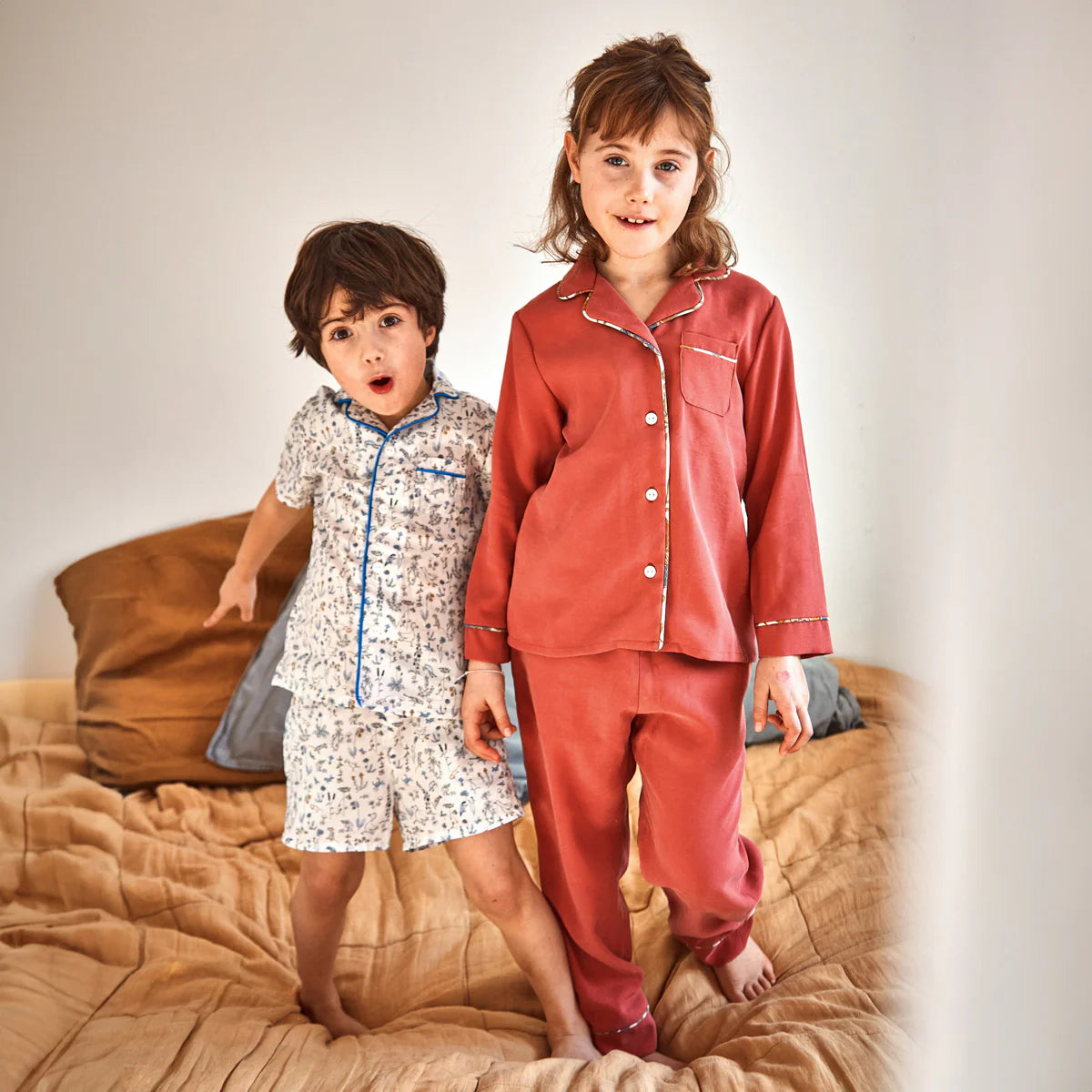 Pyjama BUDAPEST KIDS - Patron de couture pochette - IKATEE Patron de couture Ikatee | Gaspard et Léonie Tissus en ligne et Mercerie à Toulouse