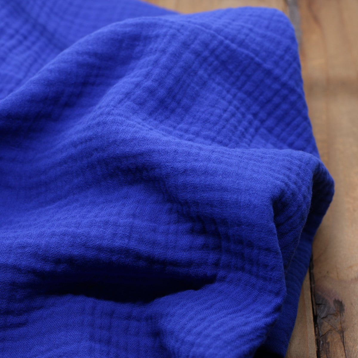 Tissu Double gaze de coton - Bleu Cobalt (Vendu x10cm) Tissus Sélection Gaspard & Léonie | Gaspard et Léonie Tissus en ligne et Mercerie à Toulouse