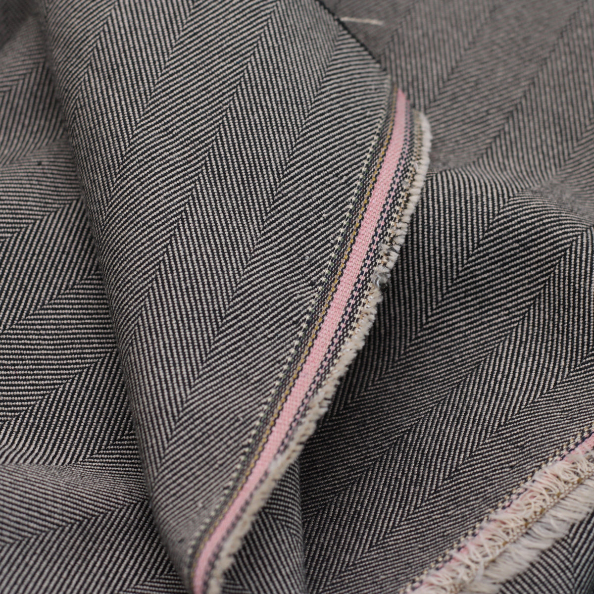 Tissu Herringbone Stretch - Beige (vendu x10cm) Tissus Sélection Gaspard & Léonie | Gaspard et Léonie Tissus en ligne et Mercerie à Toulouse