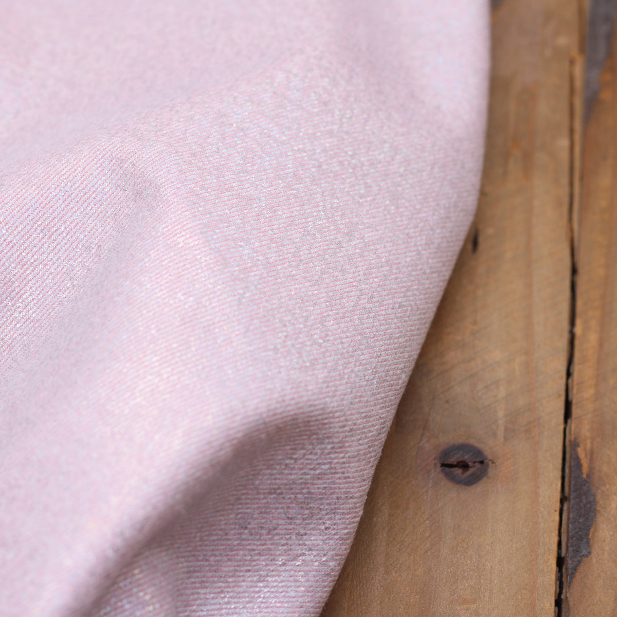 Tissu Jean Stretch irisé 9oz- Baby rose (Vendu x10cm) Tissus Sélection Gaspard & Léonie | Gaspard et Léonie Tissus en ligne et Mercerie à Toulouse