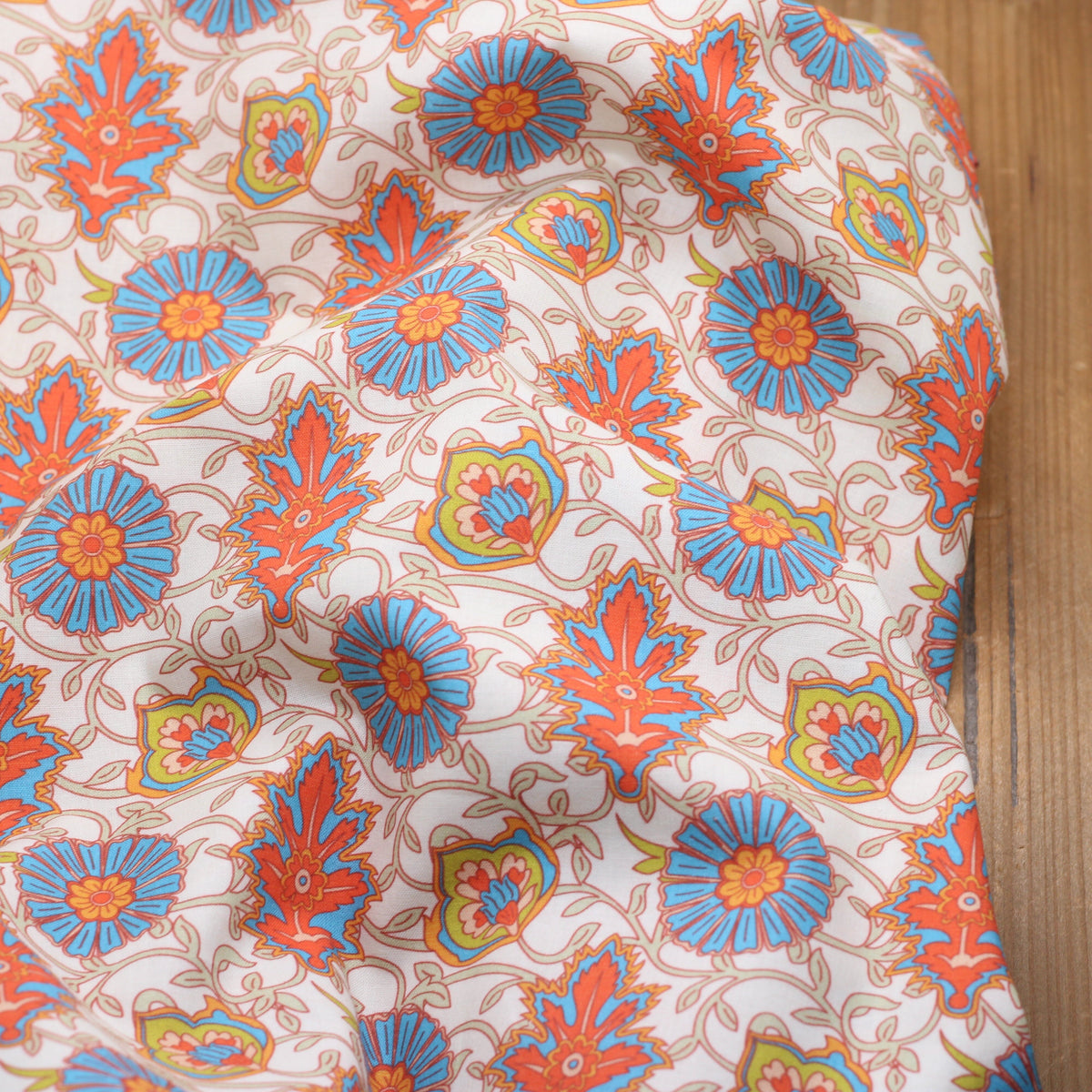 Tissu popeline de coton - INDIA FLOWERS - Ecru (vendu x10cm) Tissus Sélection Gaspard & Léonie | Gaspard et Léonie Tissus en ligne et Mercerie à Toulouse