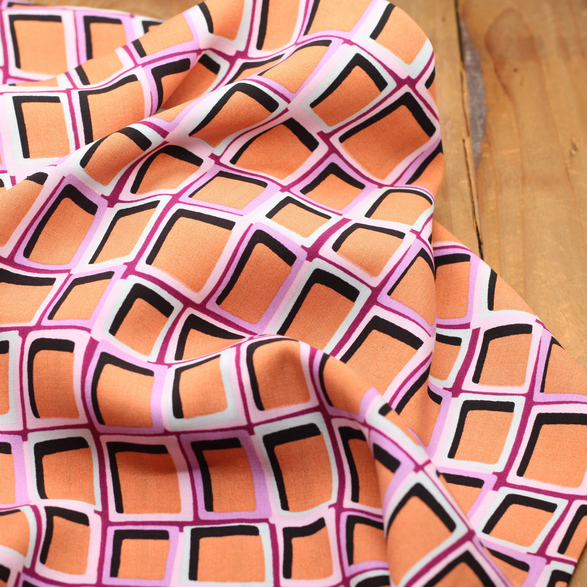 Tissu Viscose - MODERN BLOCS - Corail (Vendu x10cm) Tissus Sélection Gaspard & Léonie | Gaspard et Léonie Tissus en ligne et Mercerie à Toulouse