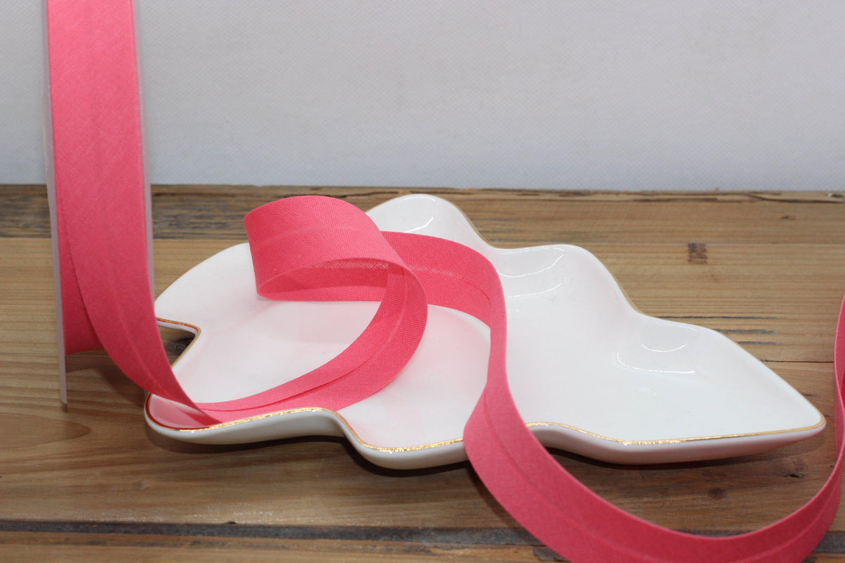 Biais Polycoton uni COL:17 20mm Rose (Vendu x10cm) - L'atelier de Gaspard et Léonie