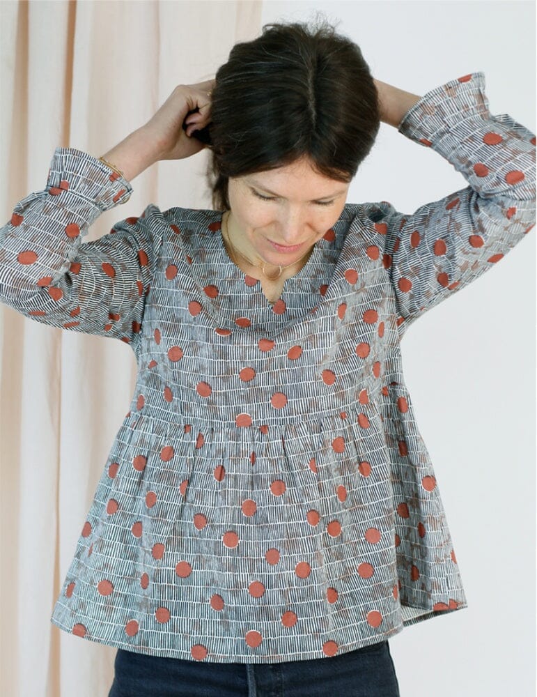 Blouse femme PEPA Patron de couture pochette - Atelier SCÄMMIT Patron de couture ATELIER SCÄMMIT | Gaspard et Léonie Tissus en ligne et Mercerie à Toulouse