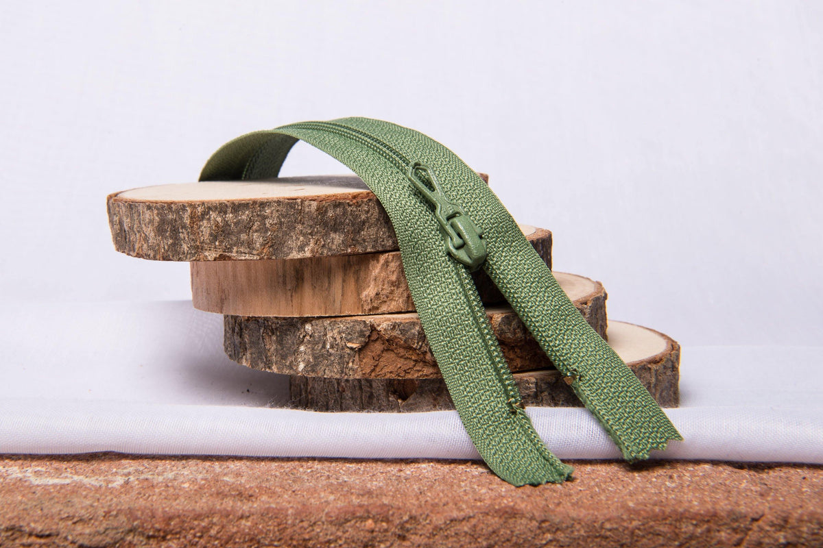 Fermeture Eclair Spirale VERT - Non Séparable Z51 775 - L'atelier de Gaspard et Léonie