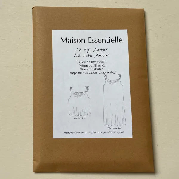 Le top / robe AMOUR - Patron de couture pochette - MAISON ESSENTIELLE Patron de couture MAISON ESSENTIELLE | Gaspard et Léonie Tissus en ligne et Mercerie à Toulouse