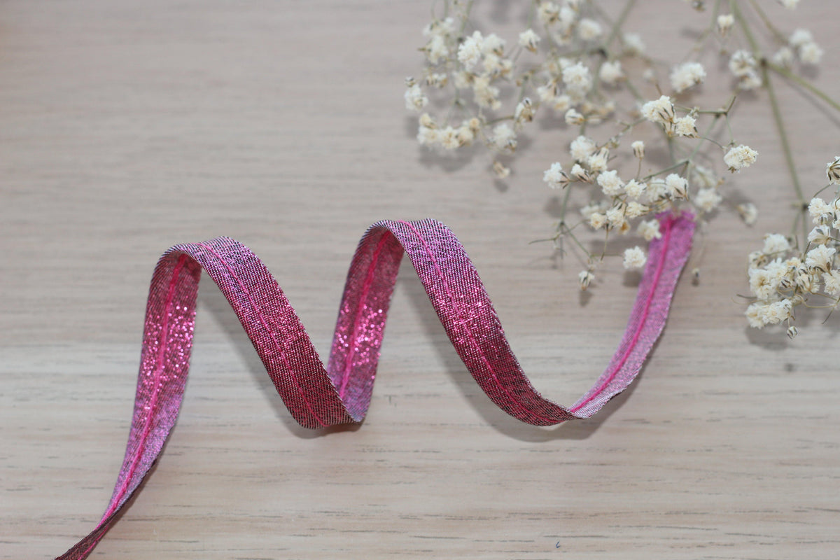 Passepoil Lamé rose fuchsia 10mm Col:3604 - L'atelier de Gaspard et Léonie