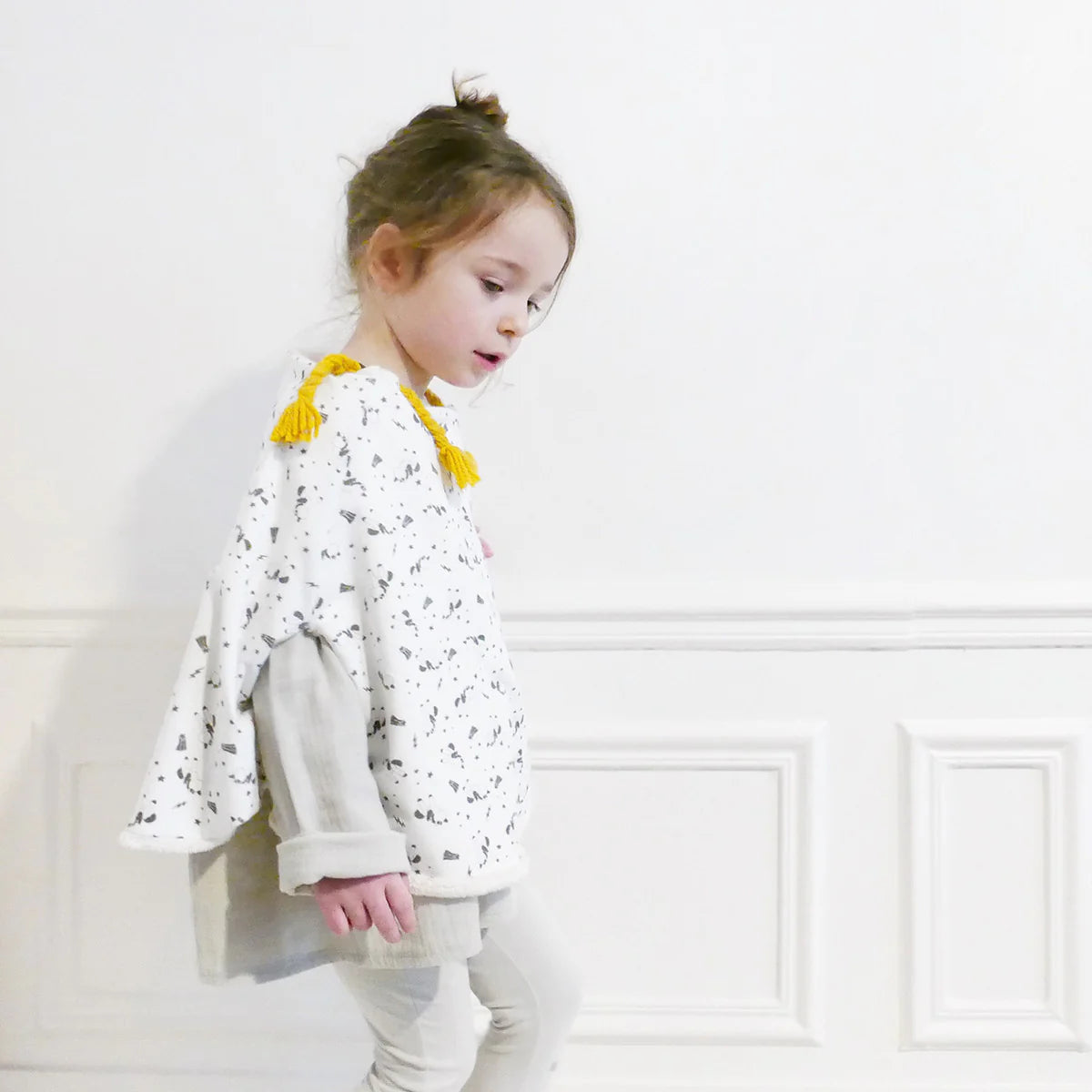 Poncho ASTER - patron de couture pochette - IKATEE Patron de couture Ikatee | Gaspard et Léonie Tissus en ligne et Mercerie à Toulouse