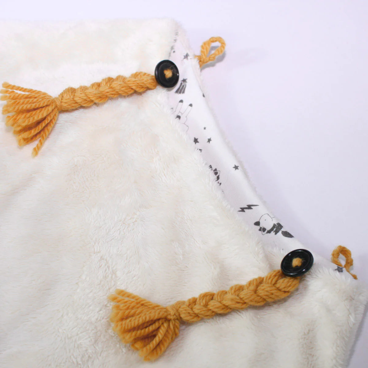 Poncho ASTER - patron de couture pochette - IKATEE Patron de couture Ikatee | Gaspard et Léonie Tissus en ligne et Mercerie à Toulouse