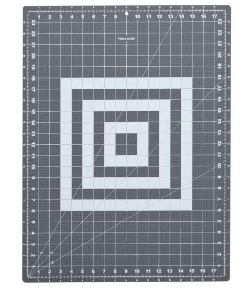 Tapis de découpe A3 30x45cm FISKARS - L'atelier de Gaspard et Léonie