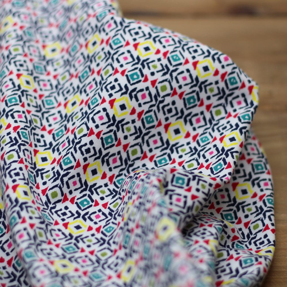 Tissu coton Stretch- ROSY - Blanc (Vendu x10cm) Tissus Sélection Gaspard & Léonie | Gaspard et Léonie Tissus en ligne et Mercerie à Toulouse