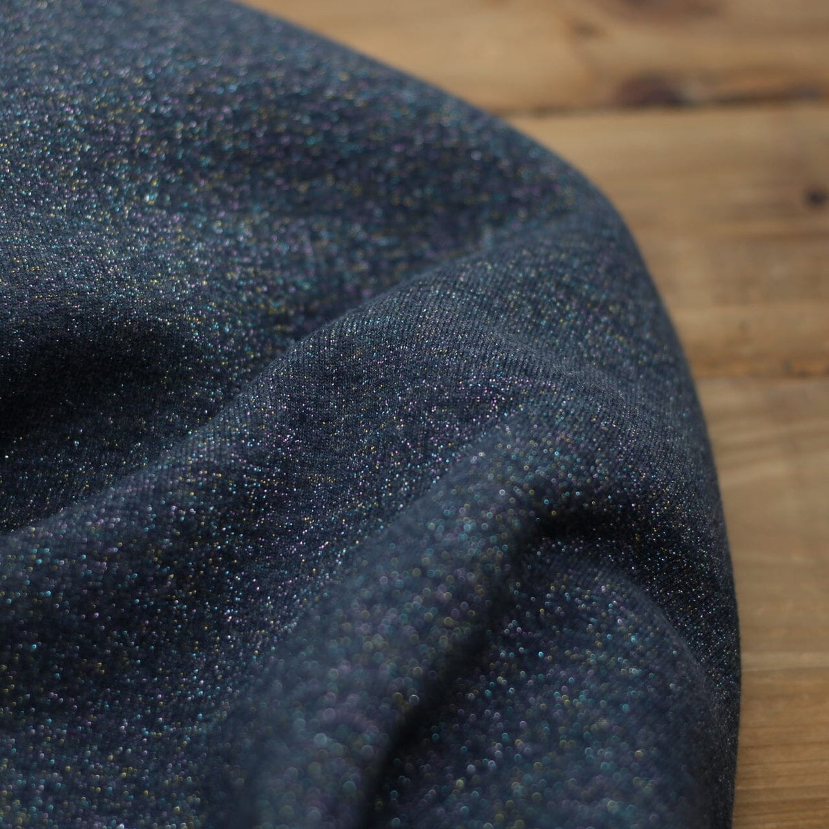 Tissu French Terry Glitter Bleu Denim/Arc en ciel (Vendu x10cm) Tissus Sélection Gaspard & Léonie | Gaspard et Léonie Tissus en ligne et Mercerie à Toulouse