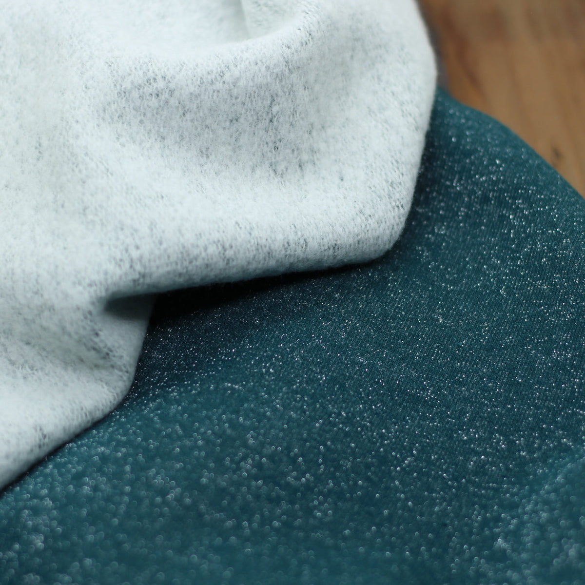 Tissu French Terry Glitter Vert Canard (Vendu x10cm) Tissus Sélection Gaspard & Léonie | Gaspard et Léonie Tissus en ligne et Mercerie à Toulouse
